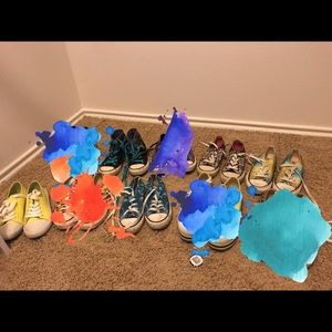 Bunch of chucks/converse